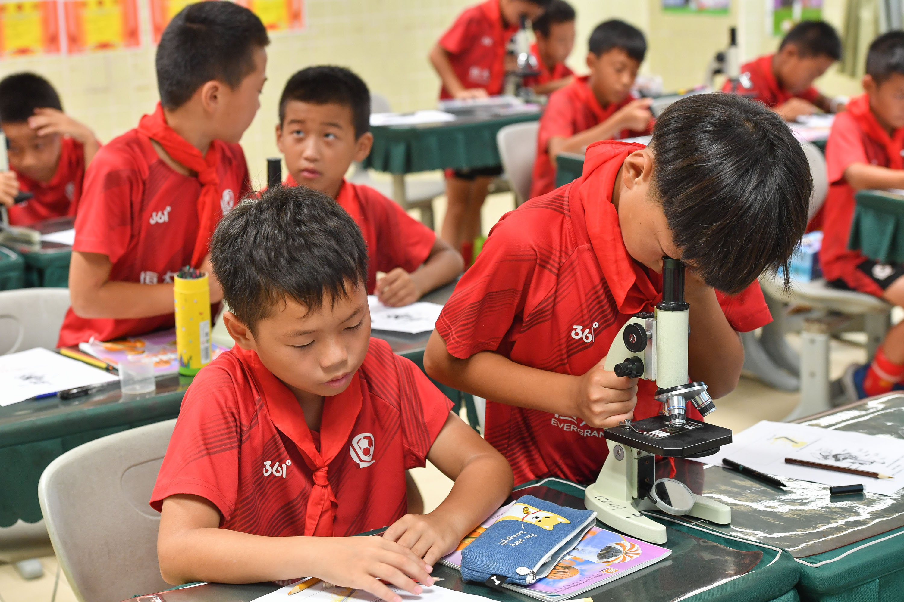 恒大青训出新招中国足球在路上,恒大马德里冠军赛助力中国足球