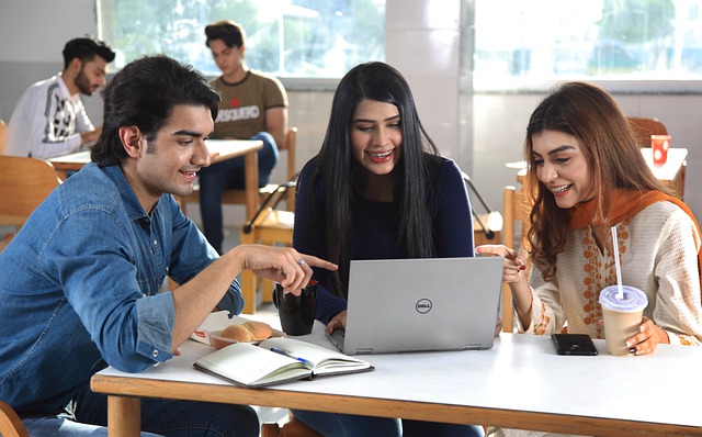 西安口碑好网站建设需要多少钱,西安网站制作大概需要多少费用