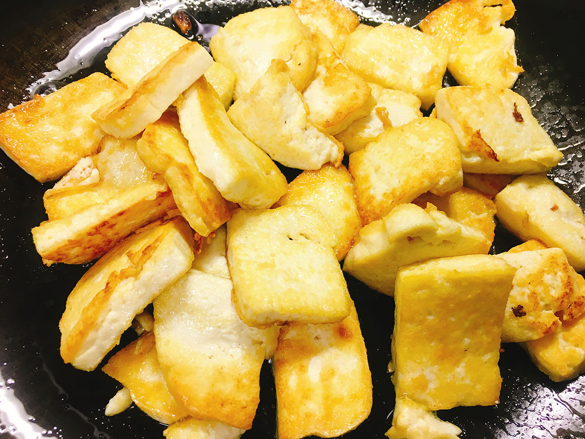 煎豆腐怎么掌握火候,煎豆腐的正确煎法