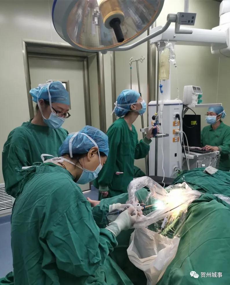 贺州一六岁女童*体下**出血流脓！竟是体内异物缠身