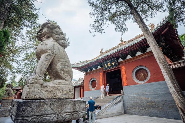 少林寺哪一种功夫比较出名,南少林寺出名还是北少林寺出名