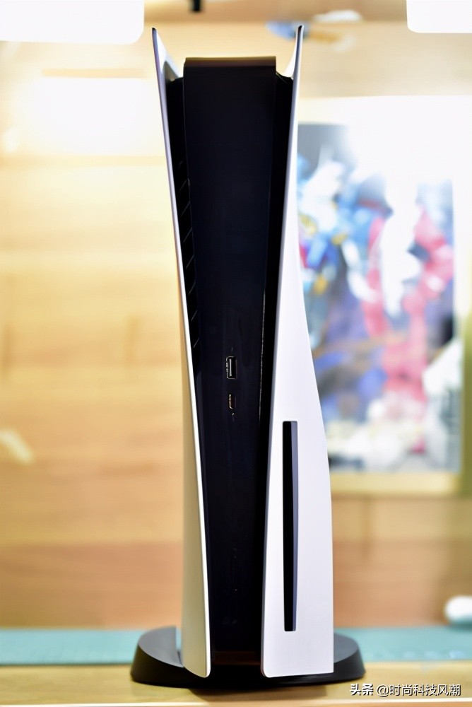 国行PlayStation5光驱版体验：量变到质变，习惯也会改变