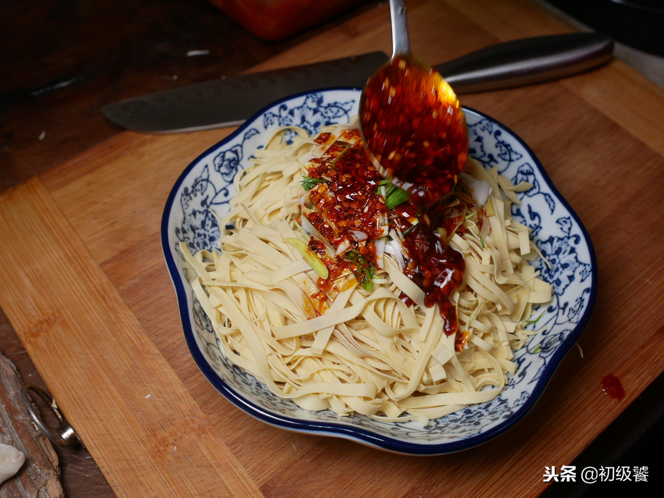 冻肉做冻饺子好吃吗,白菜肉冻饺子