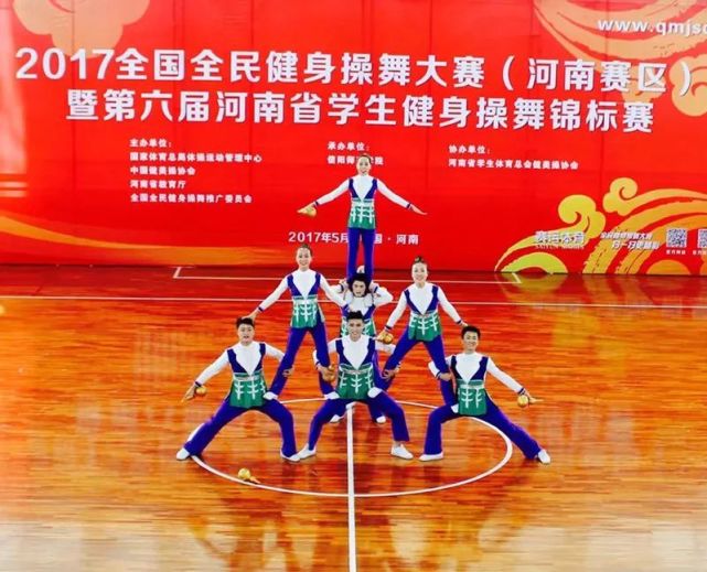 邓昇:夏朝邓子,才高八昇,低调做主持,舞台就是认真地「玩」