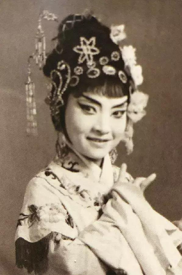 打开武侯人的“娱乐”记忆，竟然是时尚复古风的前辈