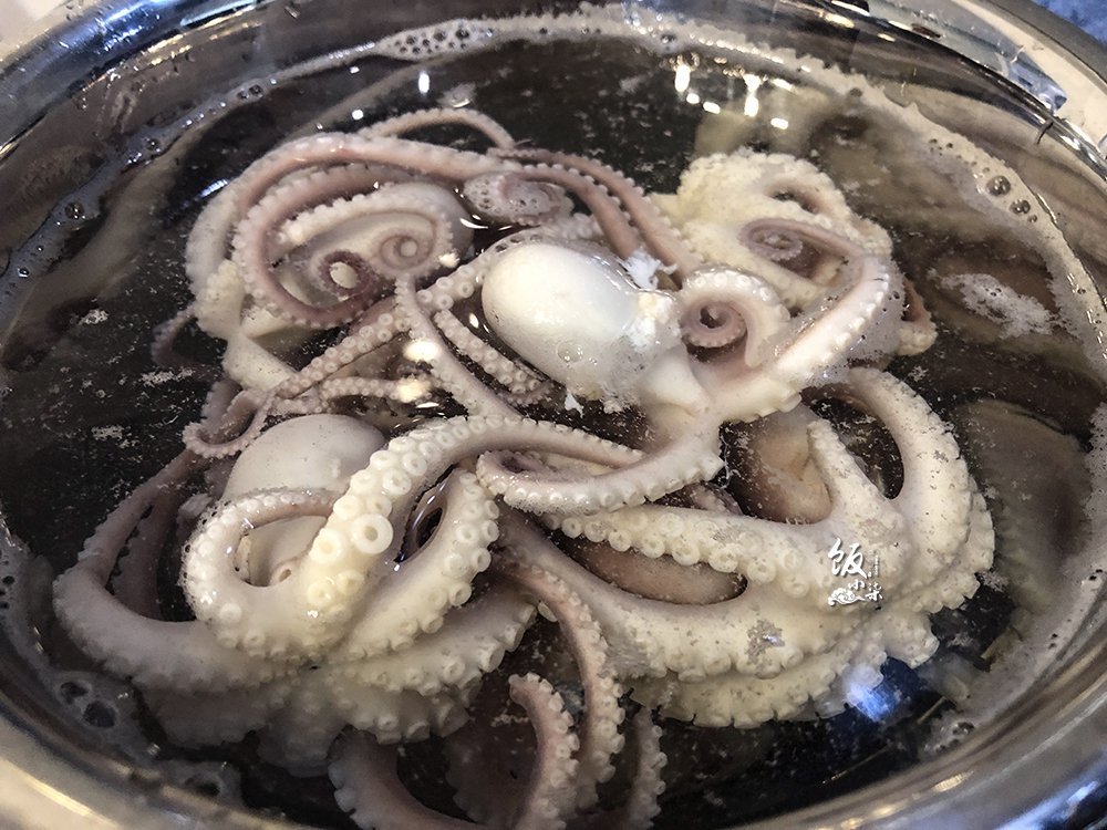 八爪鱼做熟咬不动还能怎么整,做的八爪鱼为什么咬不动