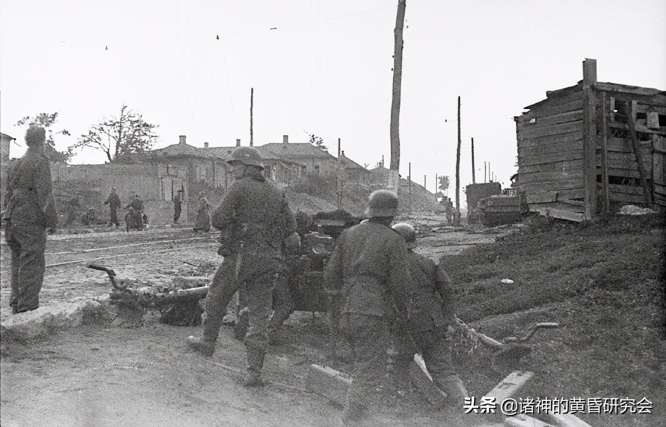 七月飞火-100张珍贵图片中的1942年沃罗涅日血战今与昔（下）