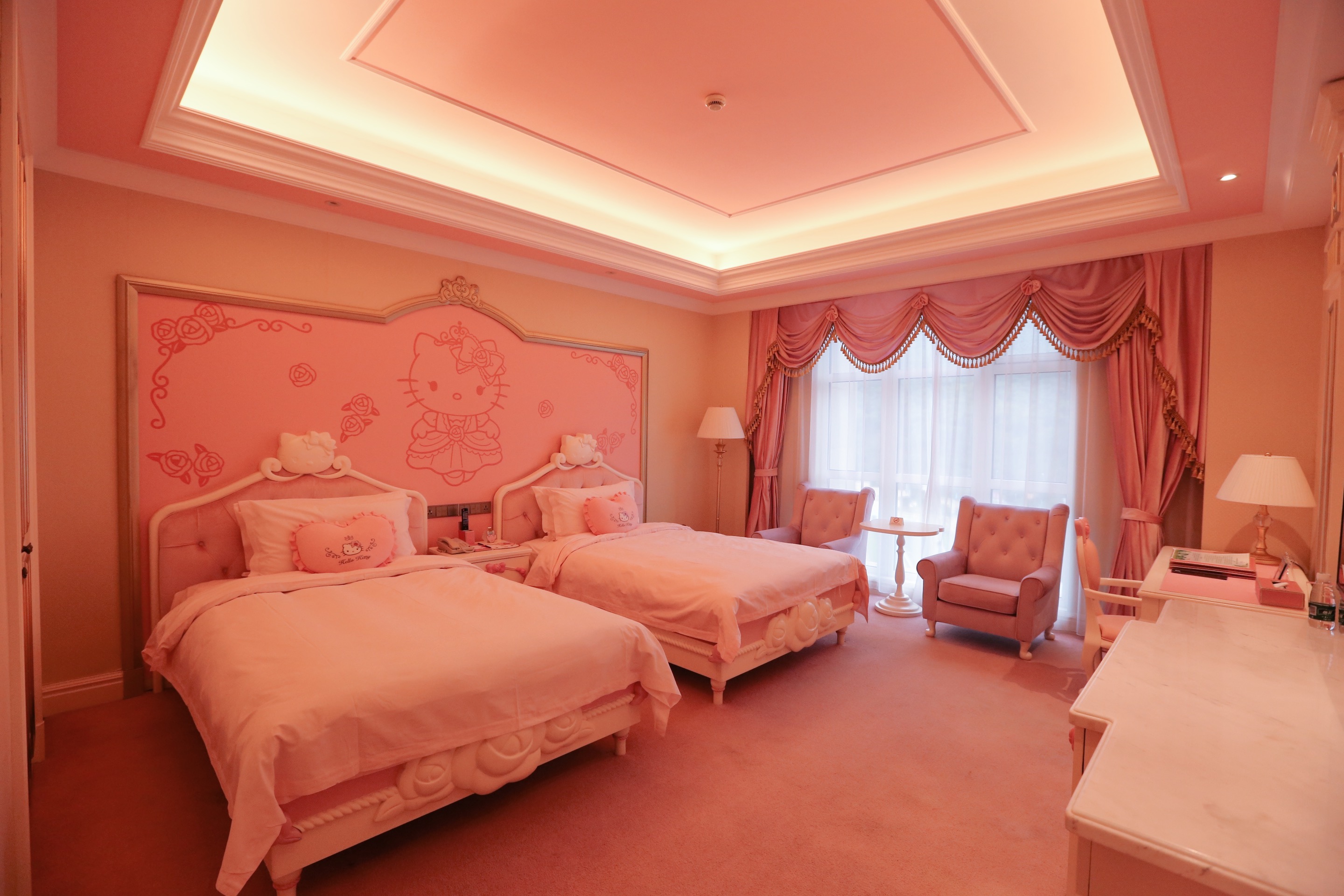 hellokitty乐园童话世界,浙江hellokitty乐园城堡酒店