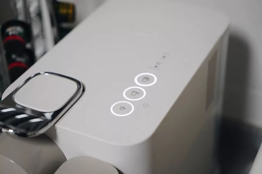 胶囊咖啡机哪款最好,想买咖啡机买便宜的还是贵的好