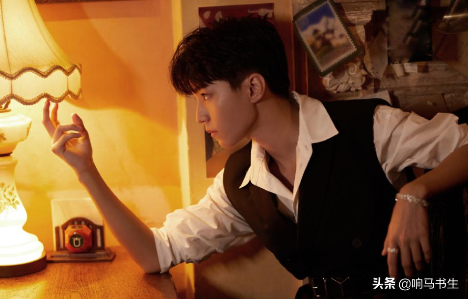 王俊凯新歌元气发光评论语,王俊凯元气新歌一起元气满满