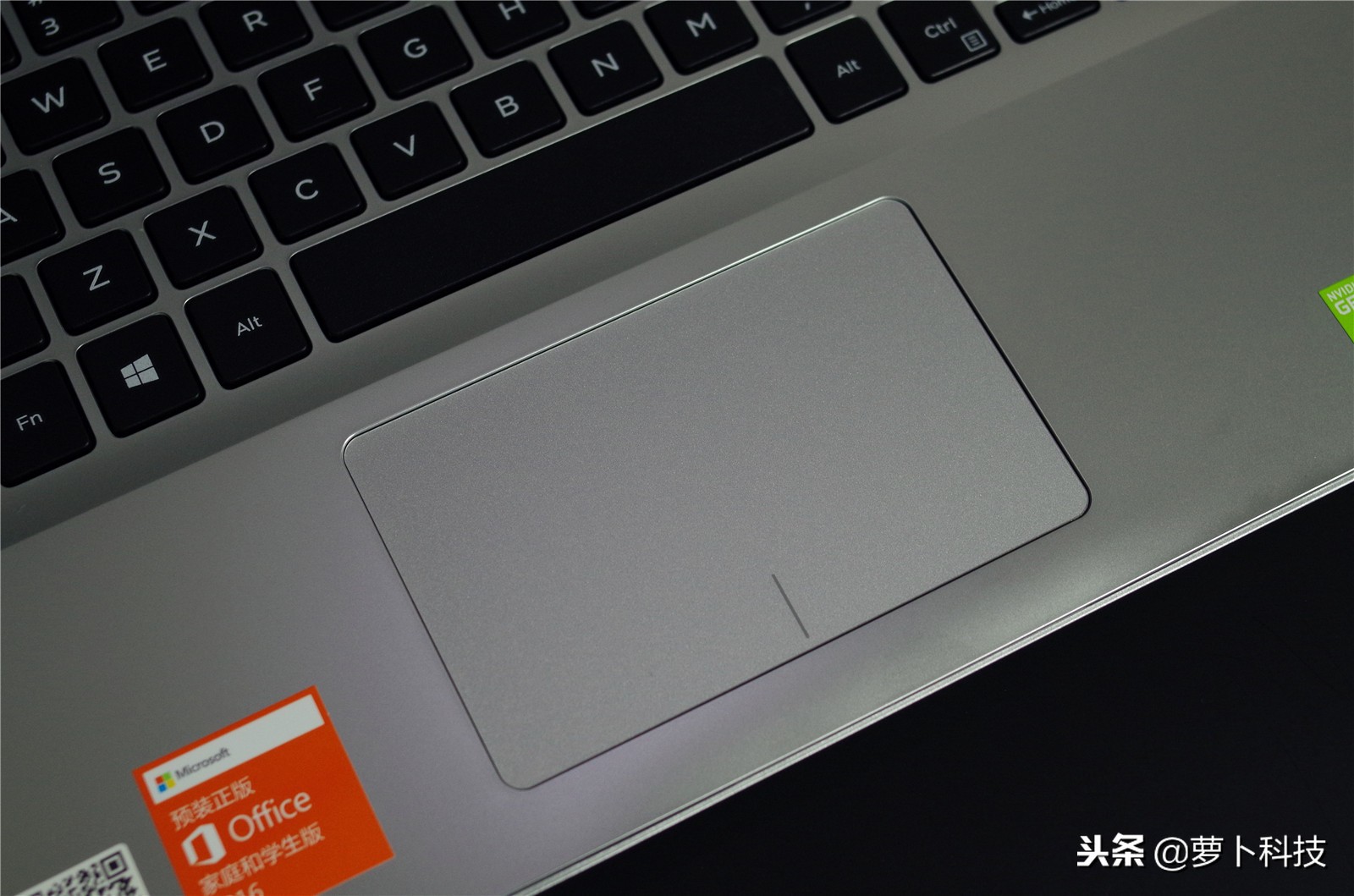 戴尔笔记本inspiron157000gaming,戴尔笔记本inspiron145420