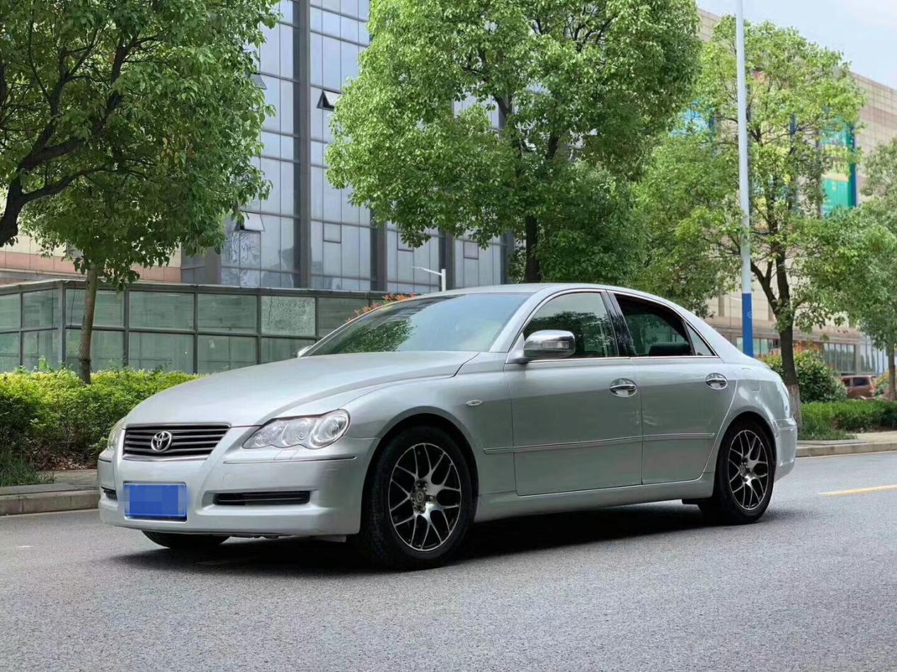 开了四年的丰田锐志值多少钱,开了10年的锐志卖多少钱