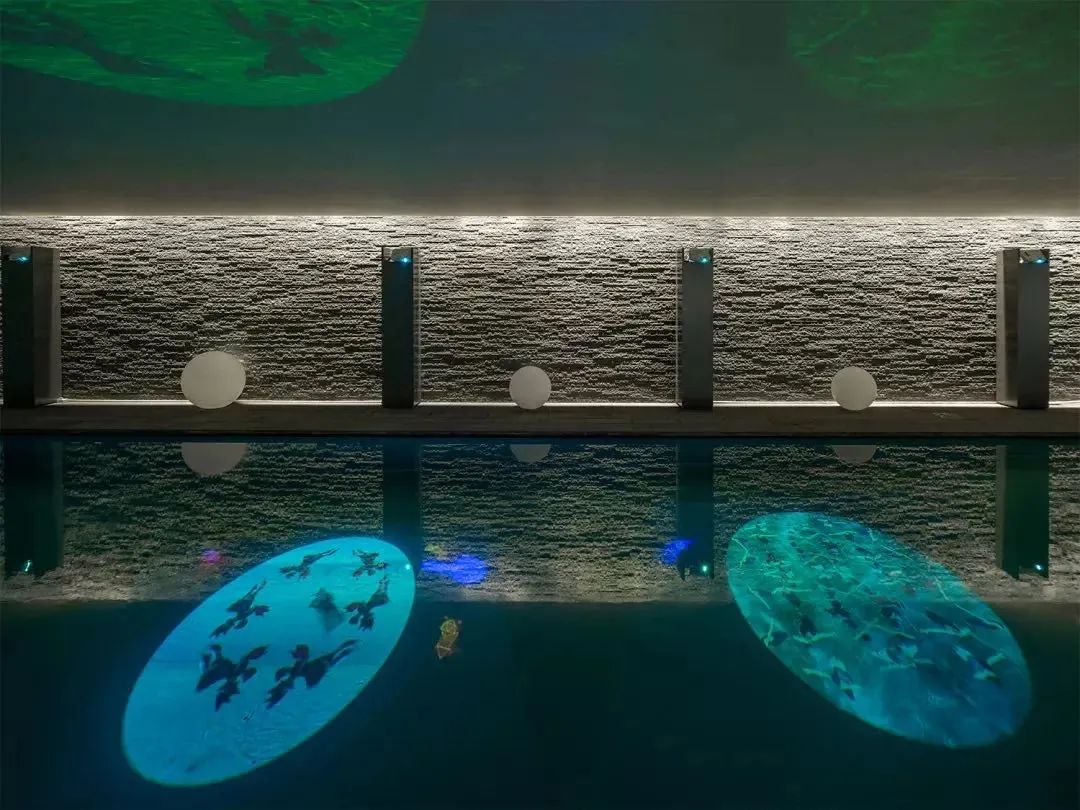 酒店装置艺术景观 (野奢酒店景观艺术装置)