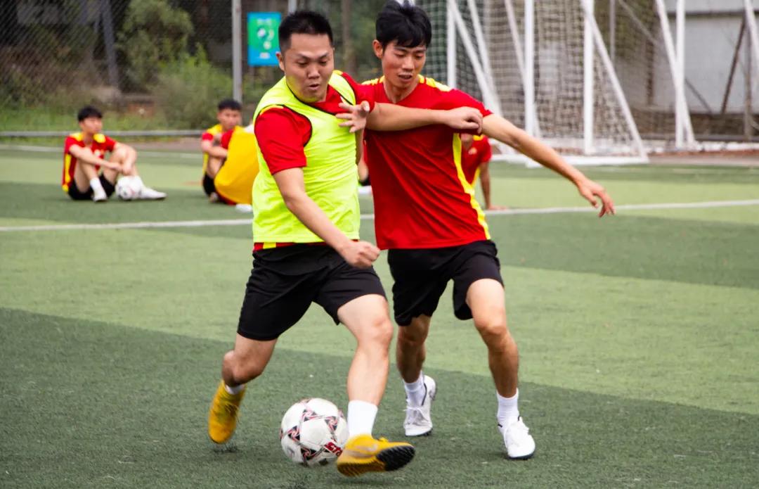 广东足球协会教练员培训多久一次,广东2019足球教练培训报名