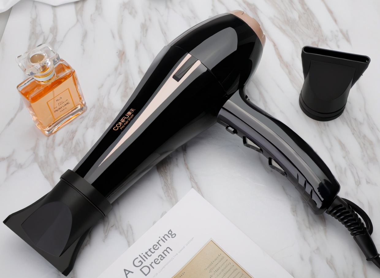 戴森吹风机真的这么牛吗,戴森吹风机一千多是正品吗