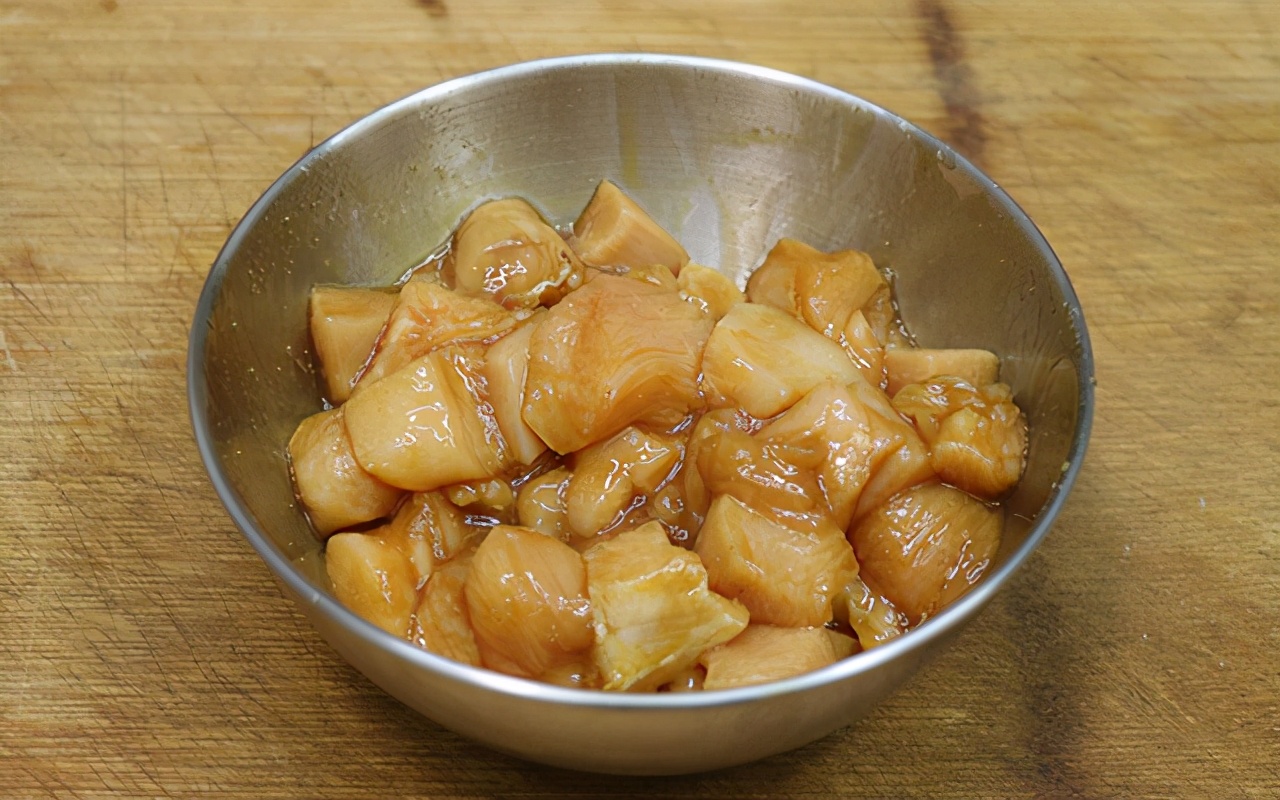 酸甜鸡胸肉的无油炸家常做法,鸡胸肉可以做酸甜里脊肉吗