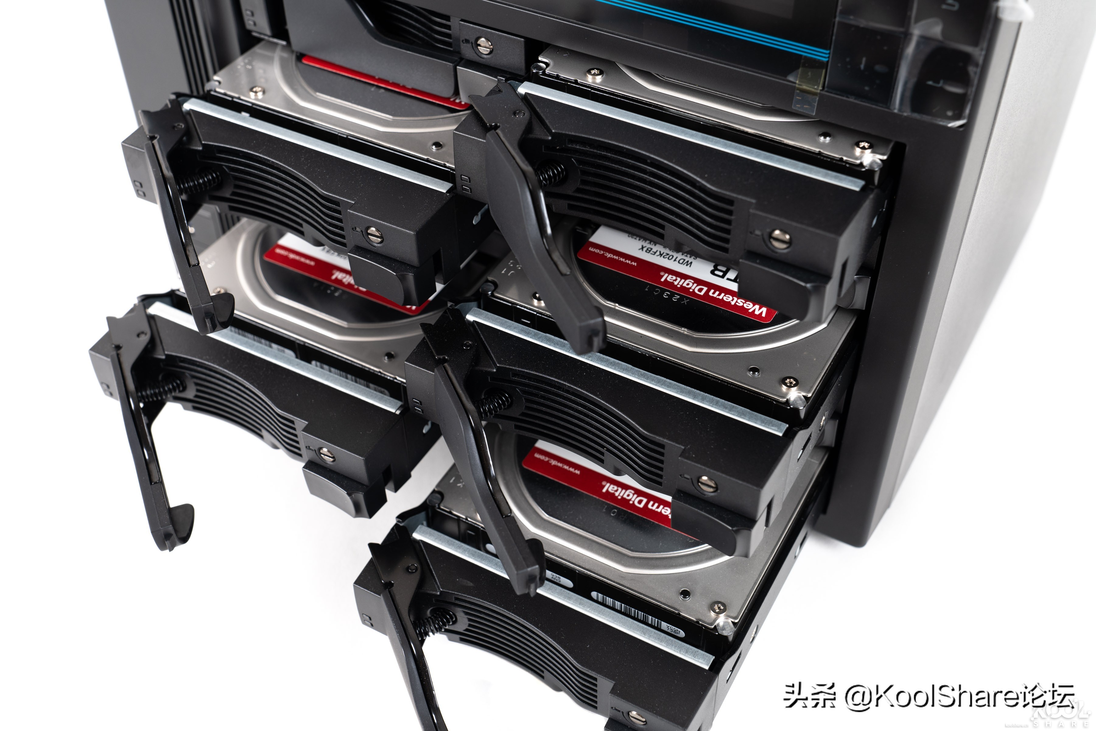 ASUSTOR爱速特旗舰NASAS7110T拆解评测