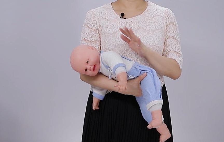 宝宝肠胀气的时候可以做的排气操,宝宝肠胀气怎么做排气操