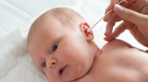 宝宝耳朵进水三步骤轻松搞定,耳朵进水下面哪种方法正确