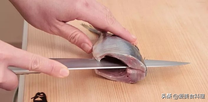 鱼去骨切法视频,剔鱼骨切鱼片技巧