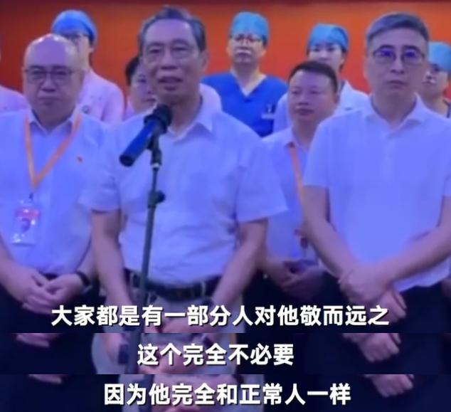 多地奢侈品店排行榜,奢侈品专柜大排长龙