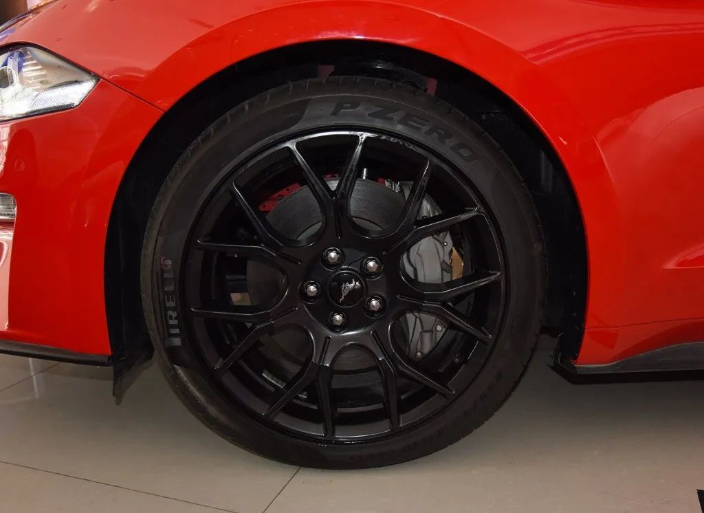 2.3T的Mustang动力变强了？价格还更便宜了