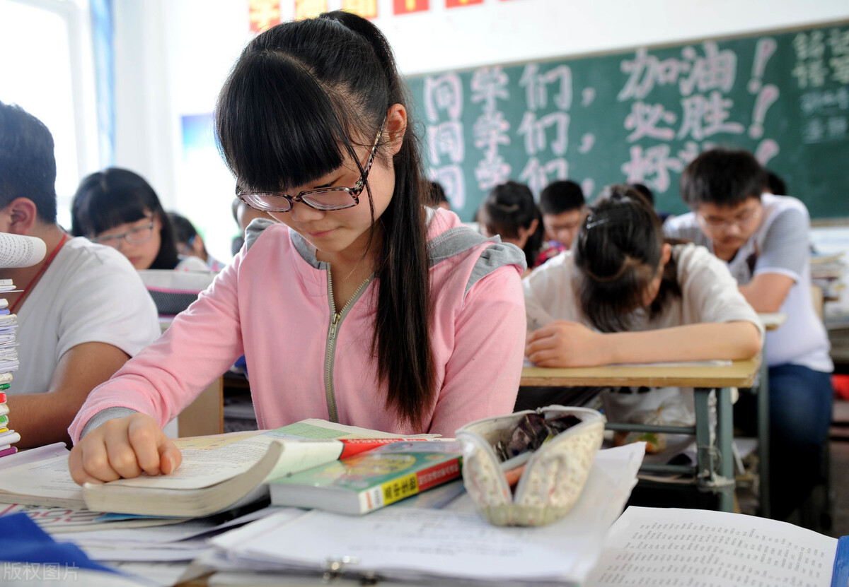 高考刚过本科线5分怎么办,过本科线多少分才能上本科