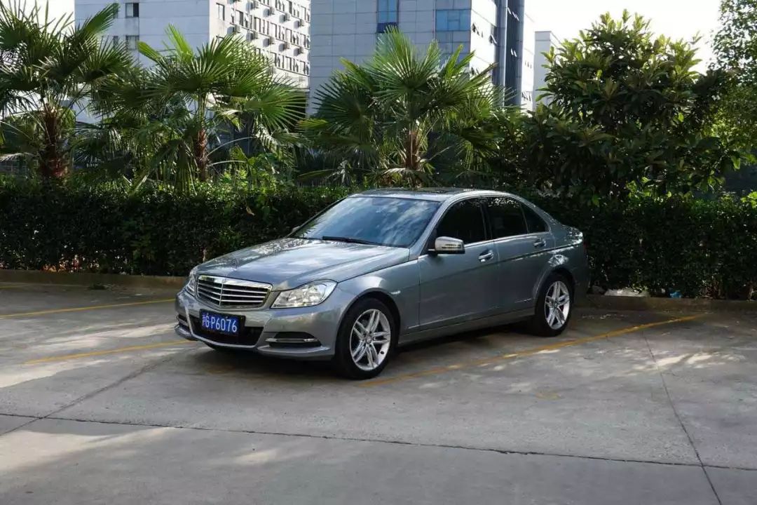 14万买奔驰C，6年只跑2万公里，收藏级