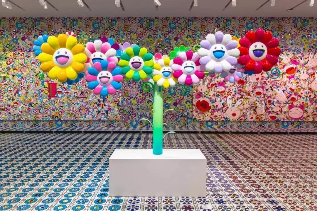 村上隆作品为什么这么贵,为什么画一条线卖7亿