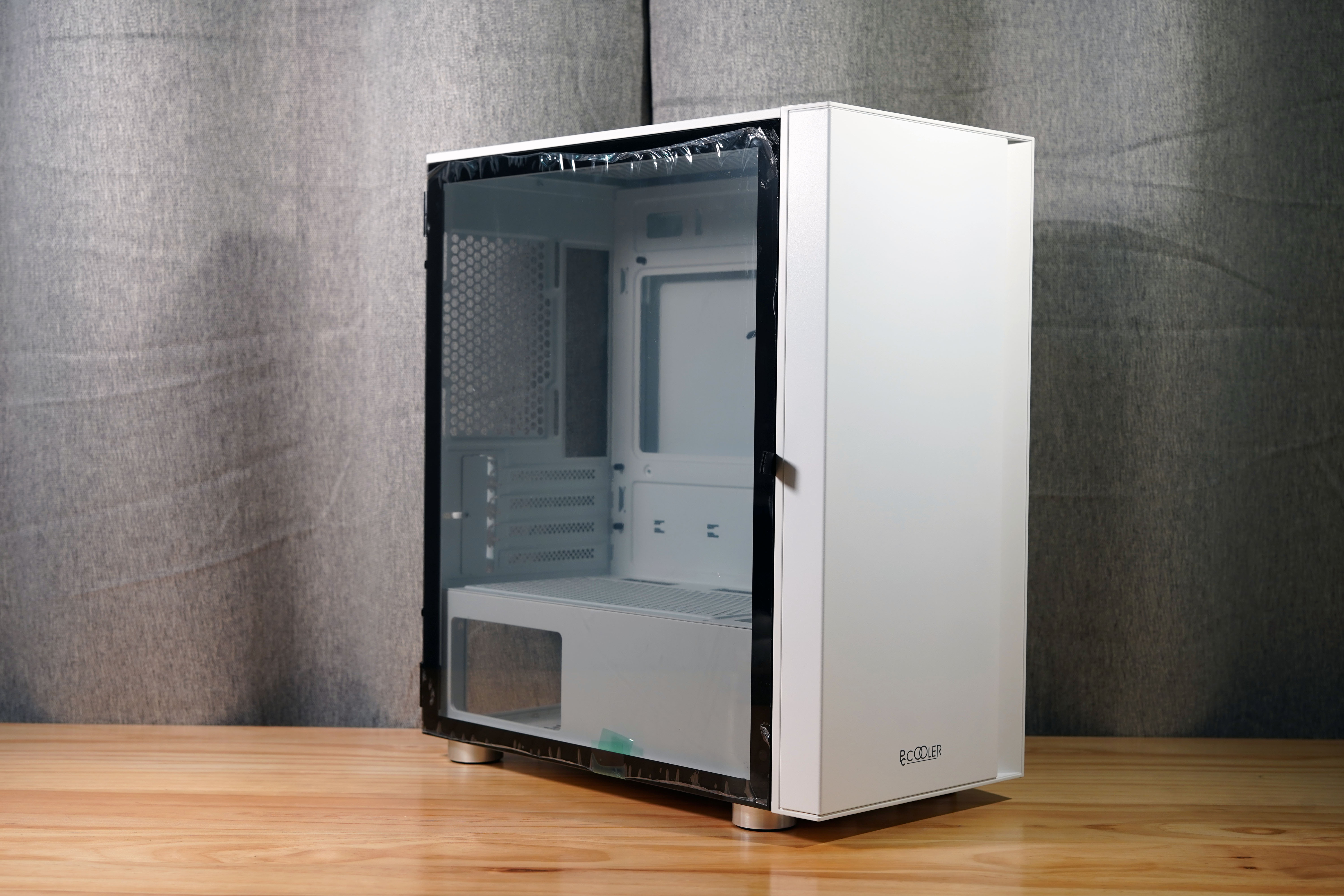 超频三白色光域机箱散热怎么样,超频3光愈2机箱测评