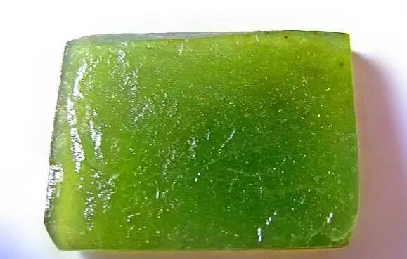 河边能捡到什么值钱的石头,在哪儿能捡到值钱的石头