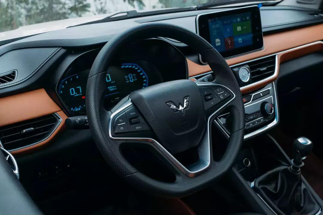 五菱宏光S3自动离合版,五菱宏光s3改自动离合多少钱