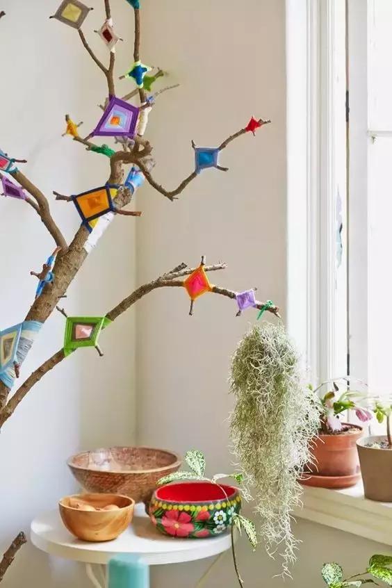 筷子缠毛线手工简单,用筷子做出来的手工挂饰