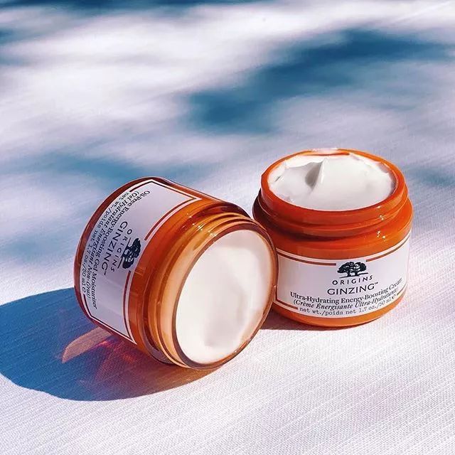 我用空瓶了几十瓶面霜的经验告诉你,谁才是真正的干皮亲妈