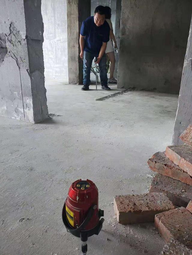 地暖如何安装不会导致地板破裂,地暖如何安装避免不循环