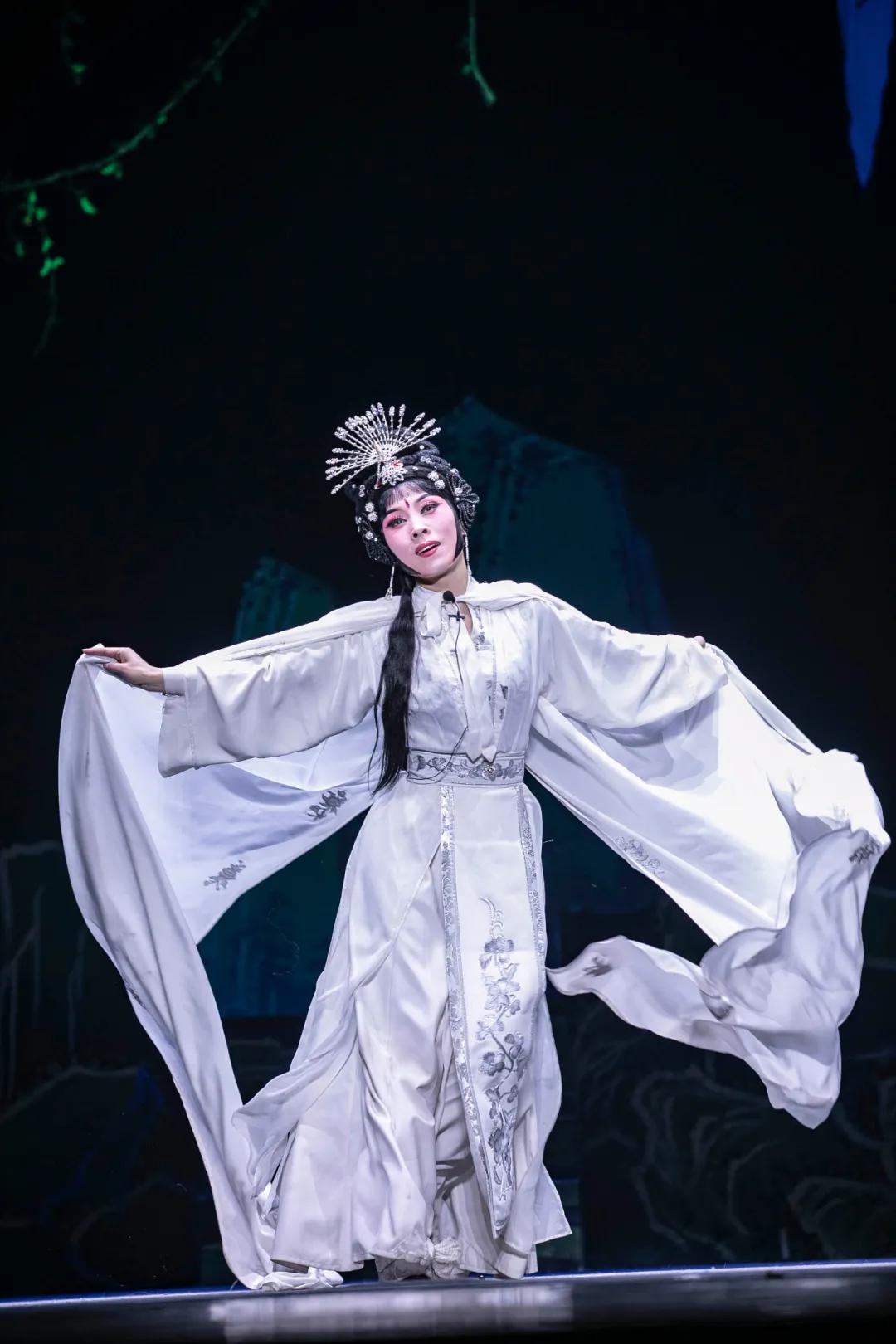 宝莲灯豫剧全场戏,豫剧宝莲灯经典老戏