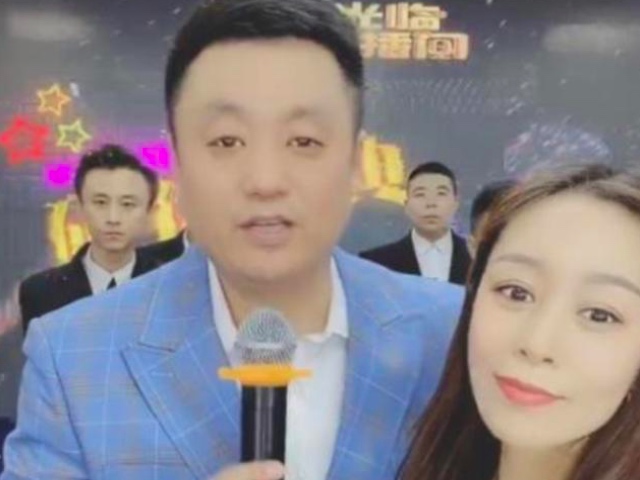 赵本山直播破千万,宋晓峰破亿庆典连线赵本山