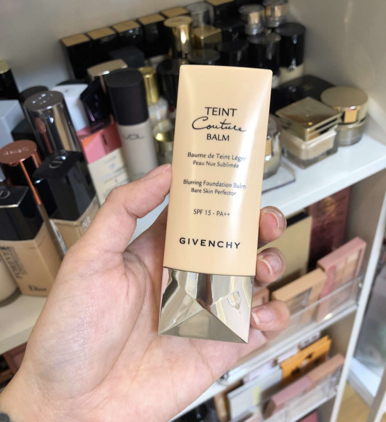 沙漠干皮适合什么粉底液或气垫,隐藏毛孔遮瑕好的粉底液