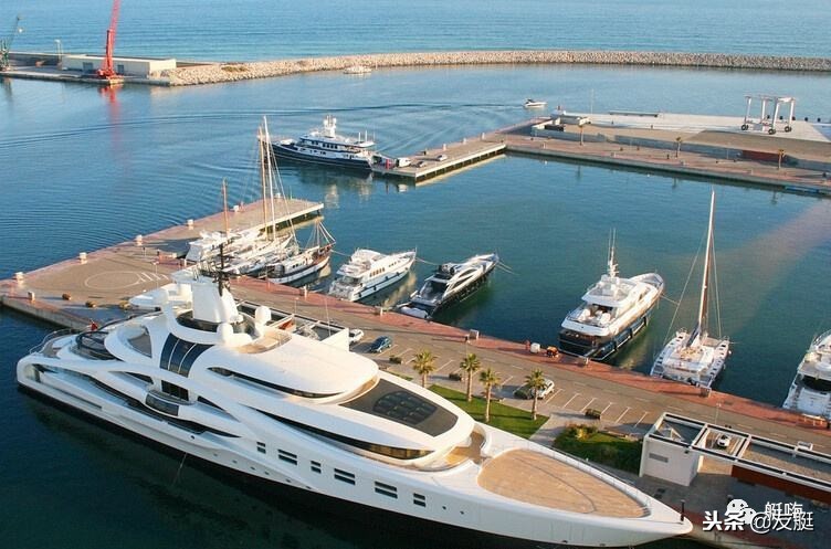 sunseeker游艇4000万,有劳斯莱斯之称的游艇品牌