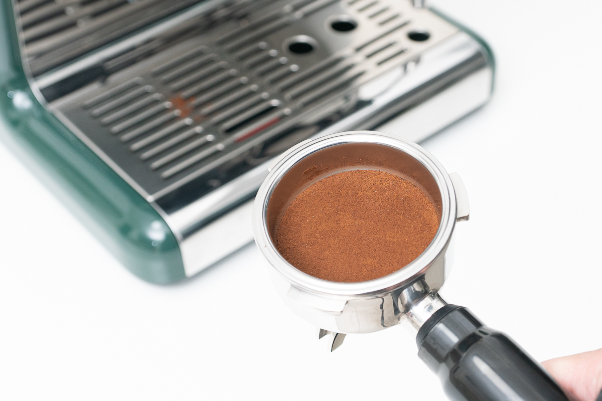 半自动意式咖啡胶囊咖啡机哪个好,胶囊咖啡机半自动和全自动的区别