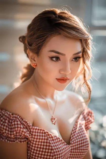 缅甸女星表示自己想去特殊整形，网友说：完全没必要！