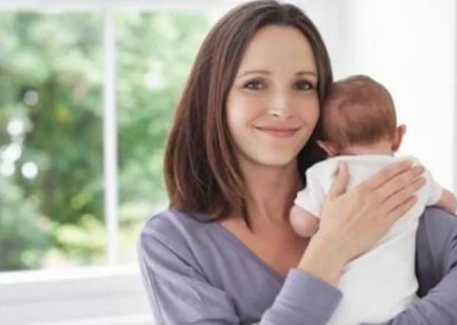 好纠结不知道给宝宝喝哪款奶粉,怎么知道宝宝喝的奶粉是否适合