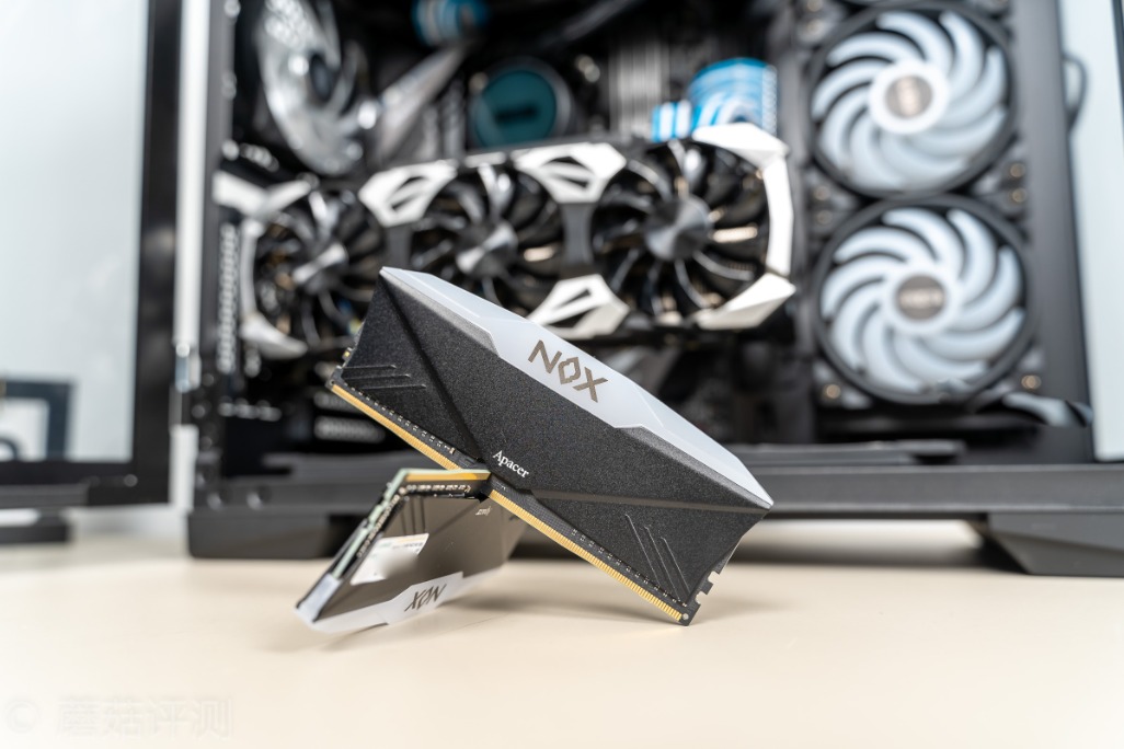 宇瞻nox评测,宇瞻nox暗黑马甲ddr5测评