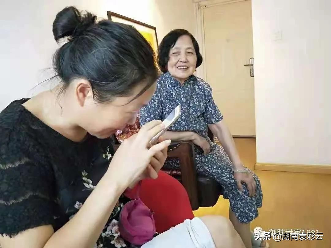 湖南袁彩云05‖香港女医生叶青与“袁彩云经验集”的缘分