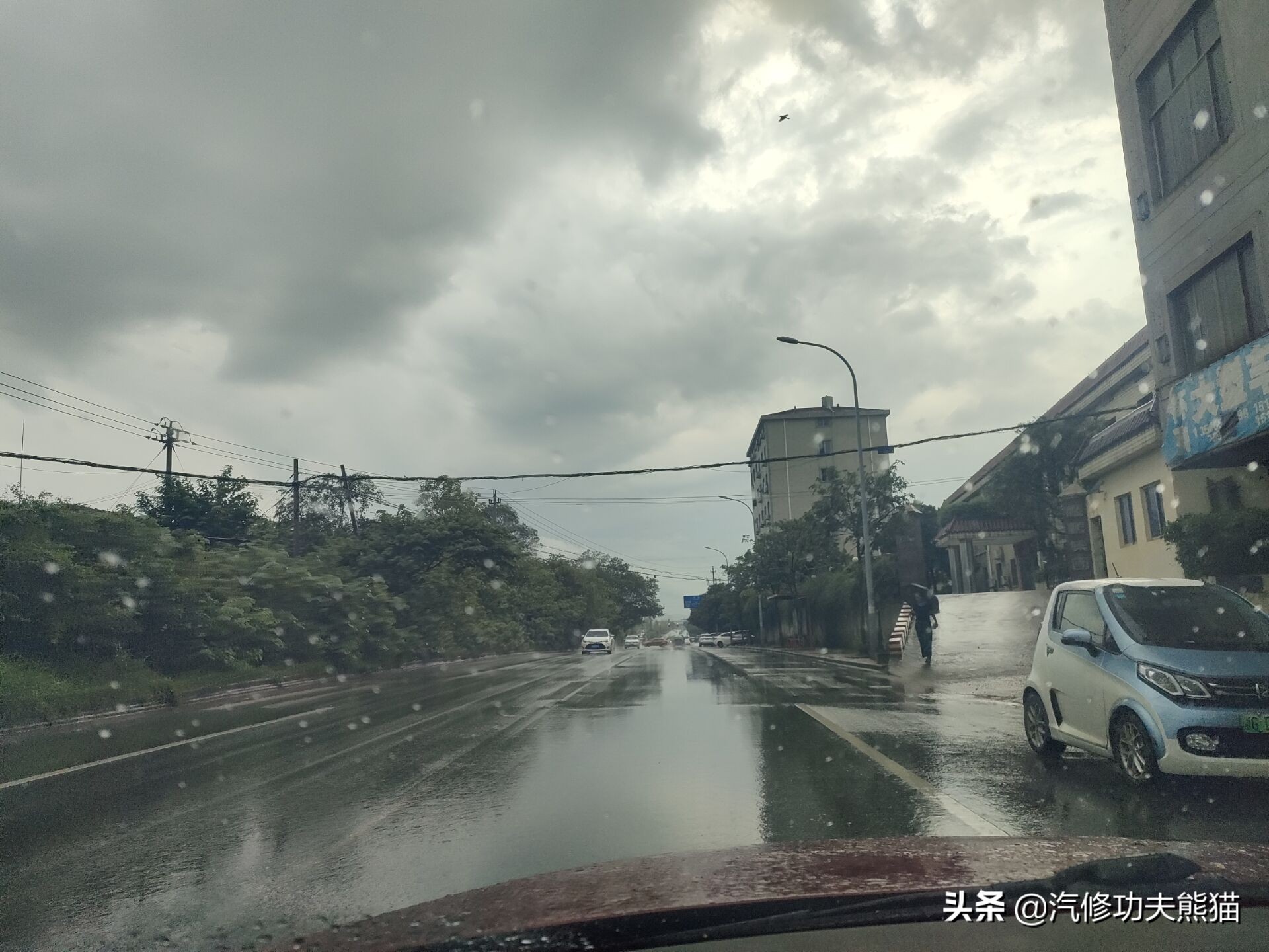 老途观发动机漏油维修,老途观涡轮增压器漏油维修多钱