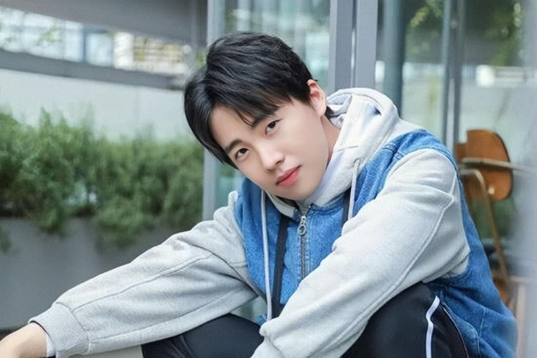 何炅高情商介绍郭麒麟片段,娱乐圈明星的高情商