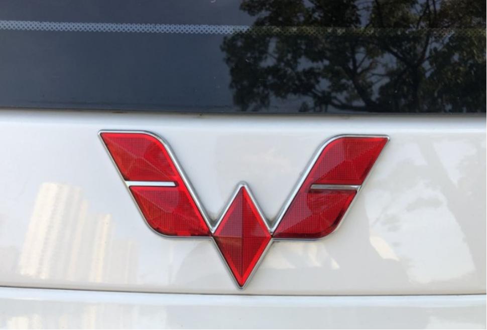 五菱手动挡后驱最新款,五菱宏光后驱车操控好么