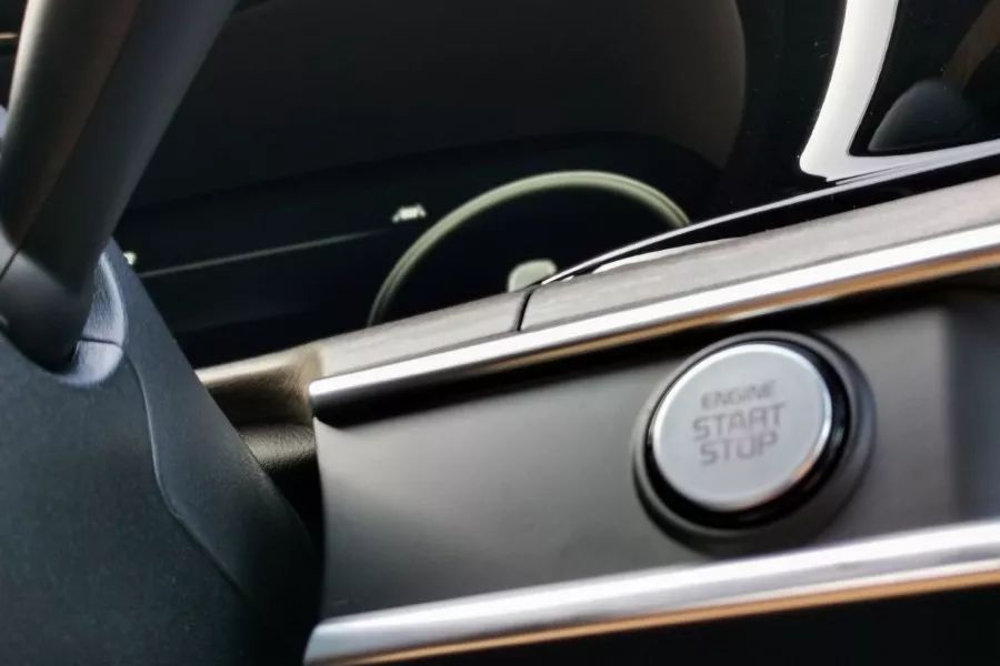 全新起亚k5测评,全新起亚K5试驾