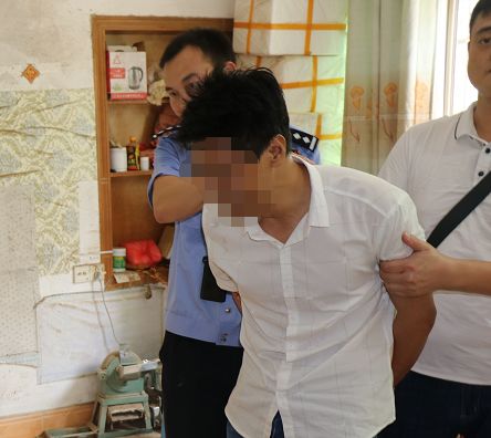 上海警方破获特大制假售假酒案,赣州假茅台案件