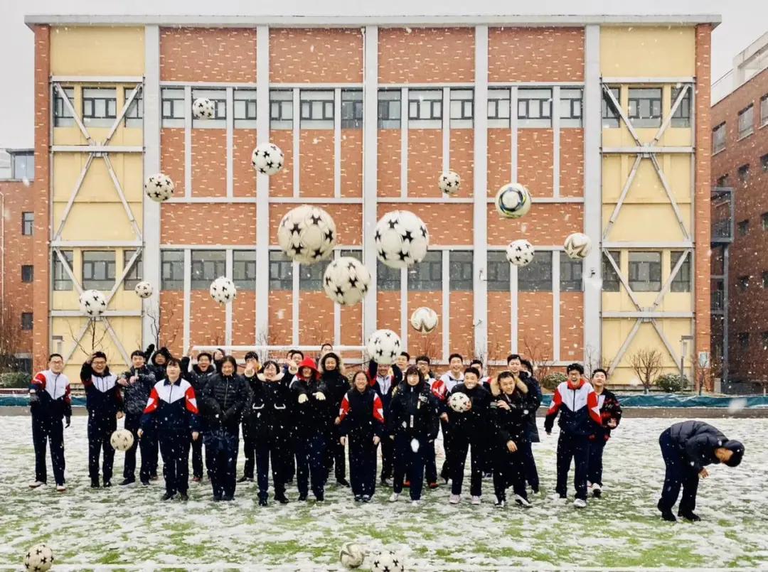 对话|他曾让日本人被中国足球折服,如今却甘愿在一所中学奉献自我